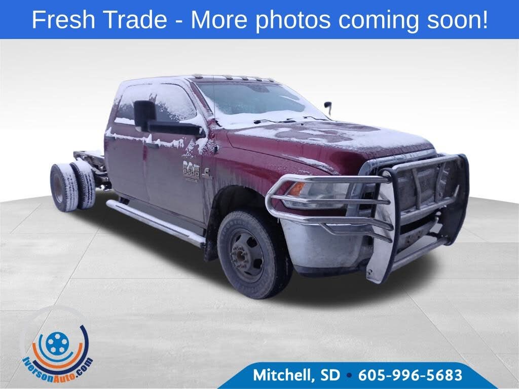 2018 RAM 3500 Chassis Tradesman Crew Cab 4WD