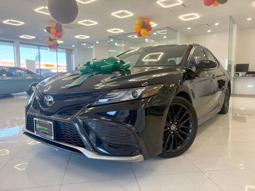 2023 Toyota Camry XSE FWD