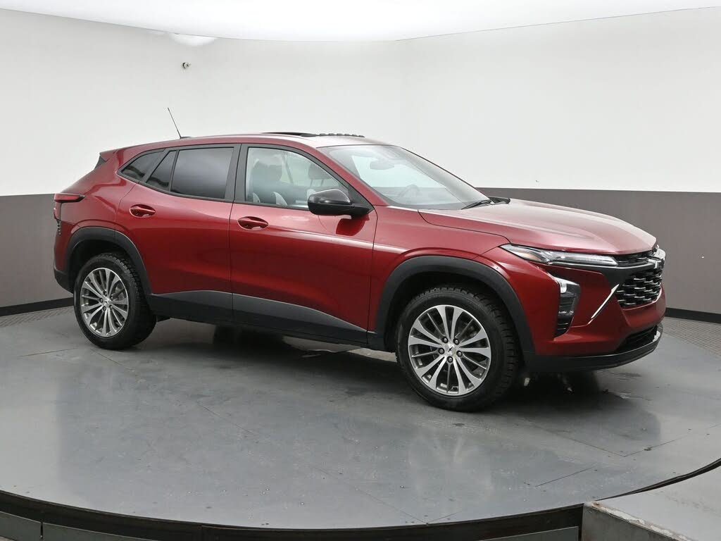 2024 Chevrolet Trax RS with 1RS FWD