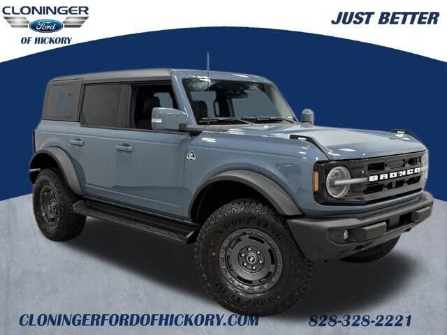 2025 Ford Bronco Outer Banks 4-Door 4WD