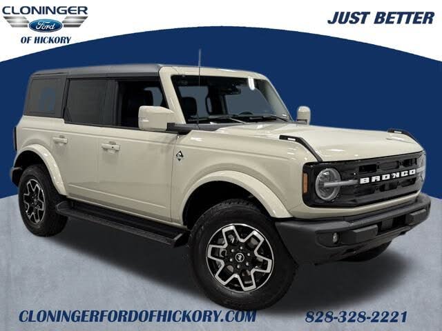 2025 Ford Bronco Outer Banks 4-Door 4WD