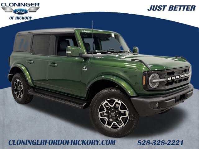 2025 Ford Bronco Outer Banks 4-Door 4WD