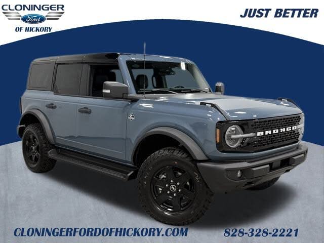 2025 Ford Bronco Outer Banks 4-Door 4WD