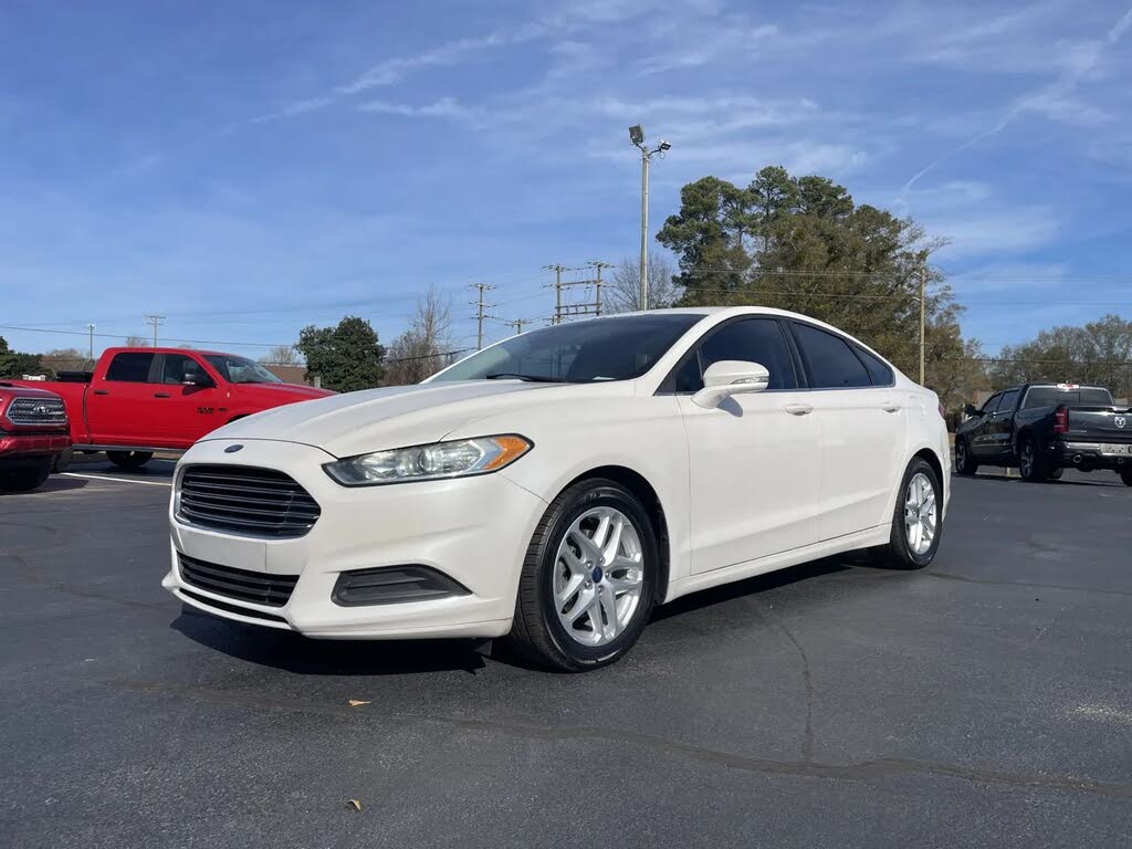 2015 Ford Fusion SE