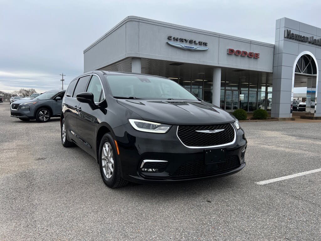 2024 Chrysler Pacifica Touring L FWD