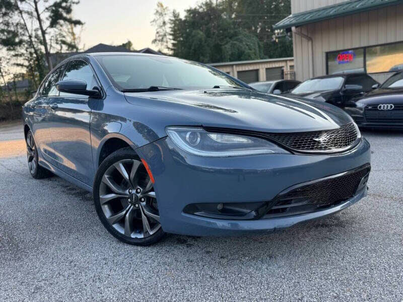 2015 Chrysler 200 S Sedan FWD