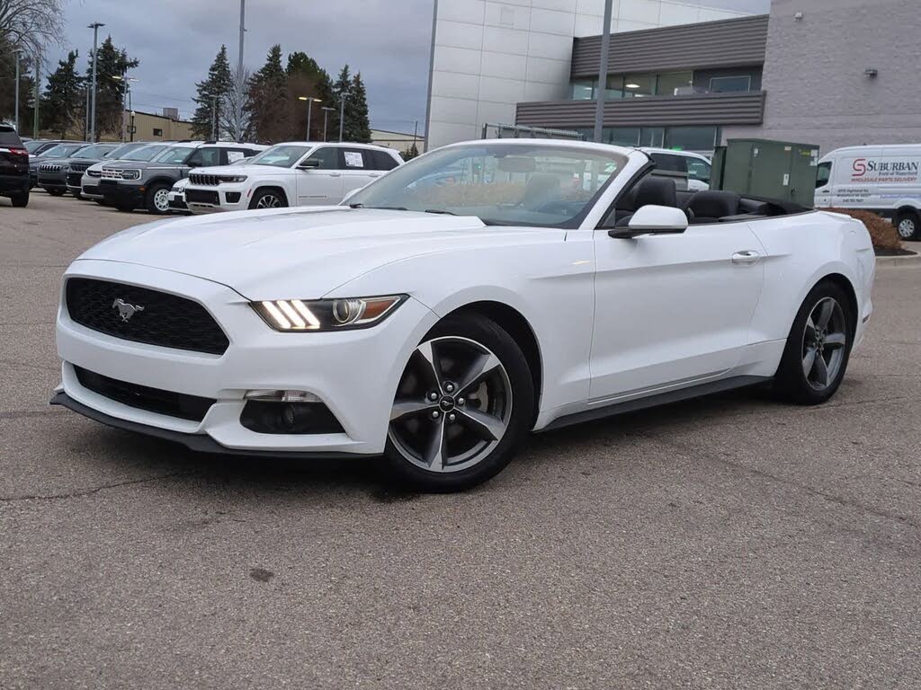 2015 Ford Mustang V6 Convertible RWD