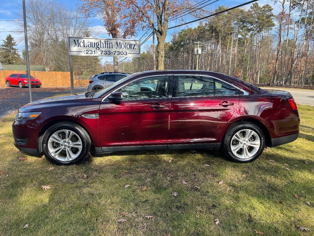 2019 Ford Taurus SEL FWD