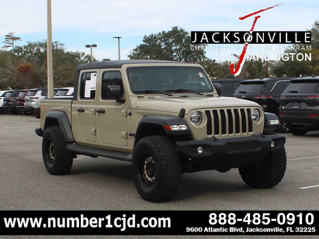 2020 Jeep Gladiator Sport Crew Cab 4WD