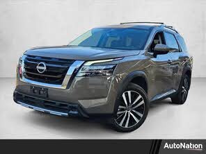 Nissan Pathfinder Platinum FWD