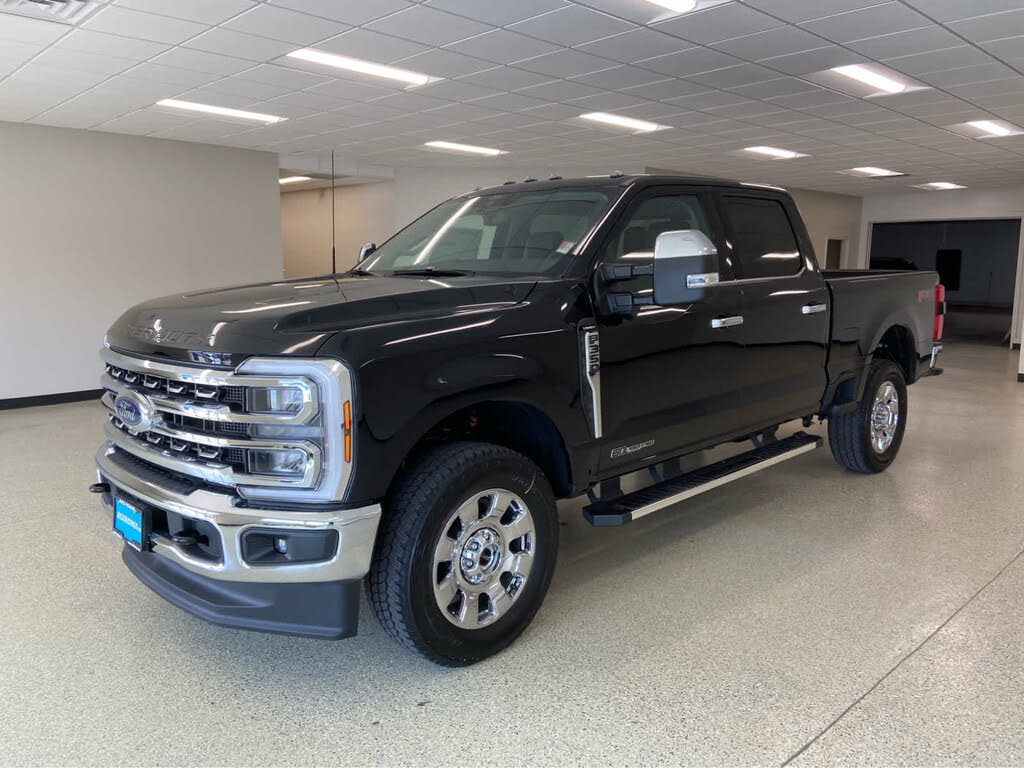 2025 Ford F-350 Super Duty Lariat Crew Cab 4WD
