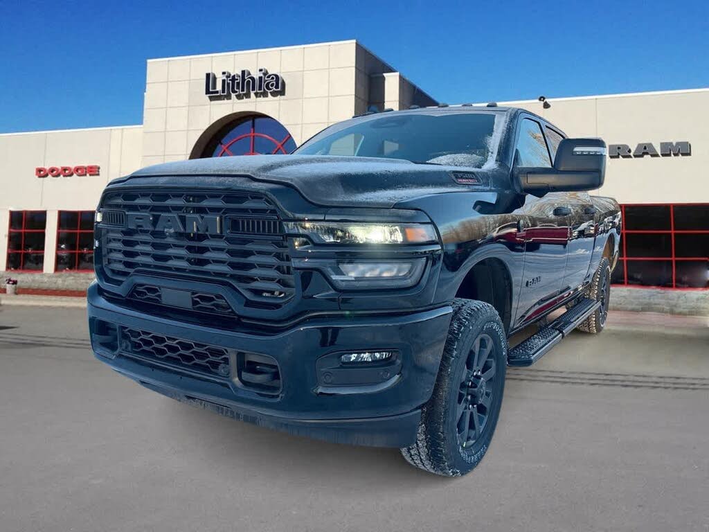 2026 RAM 3500 Big Horn Crew Cab 4WD