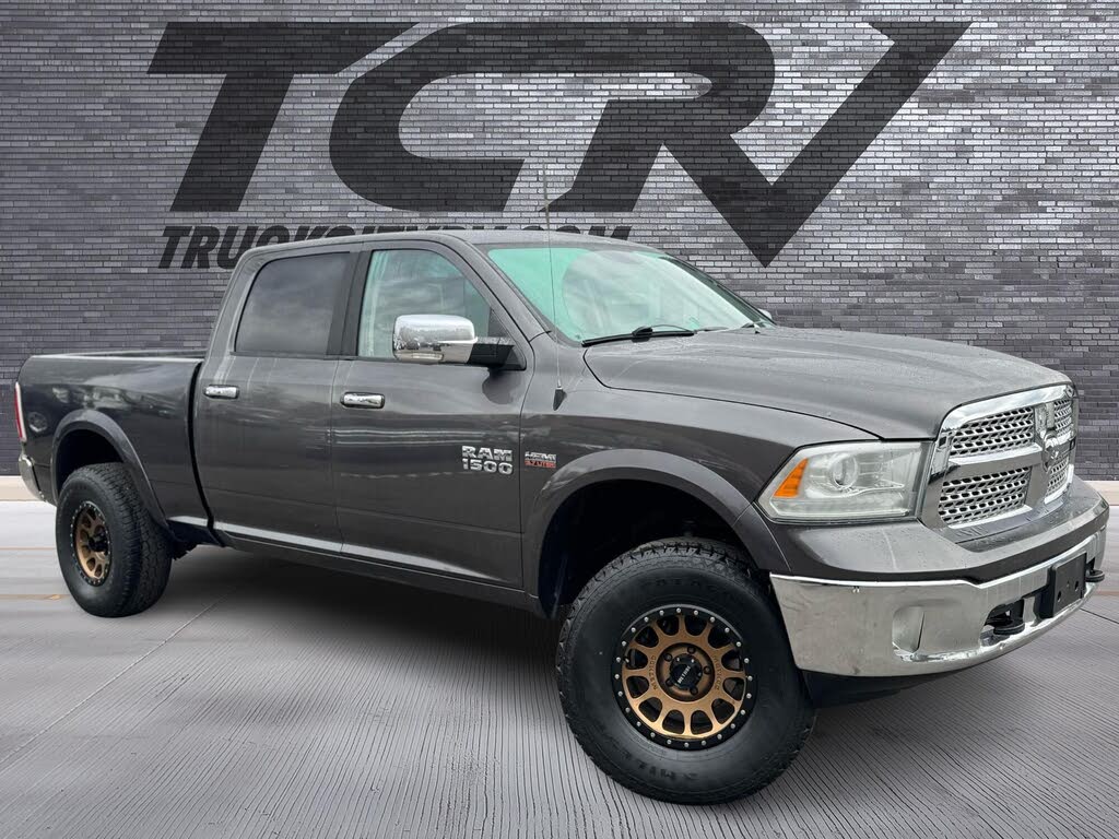 2014 RAM 1500 Laramie Crew Cab 4WD