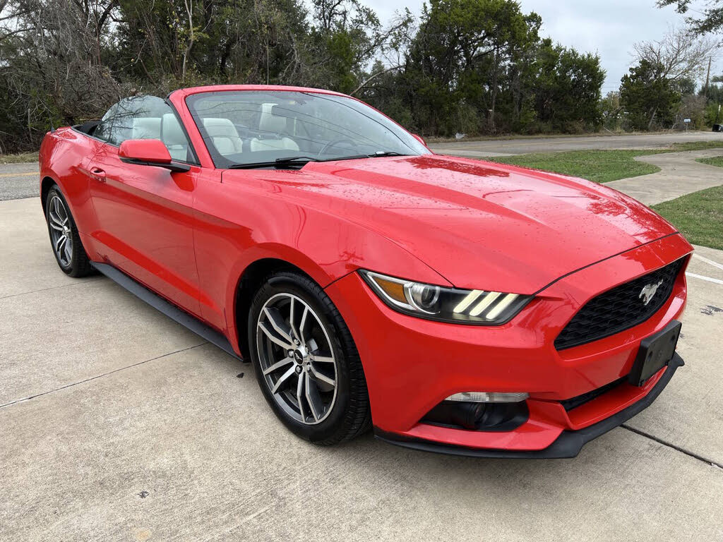 2016 Ford Mustang EcoBoost Premium Convertible RWD