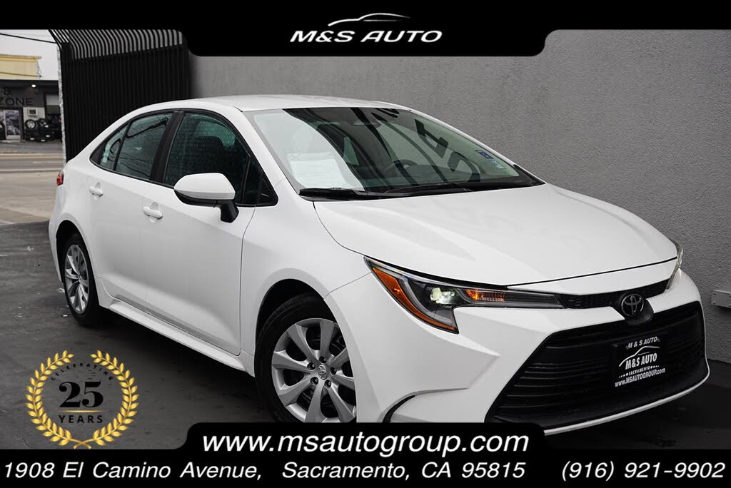 2024 Toyota Corolla LE FWD