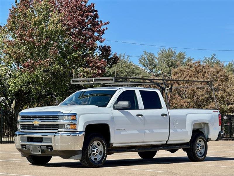2015 Chevrolet Silverado 2500HD Work Truck Crew Cab 4WD