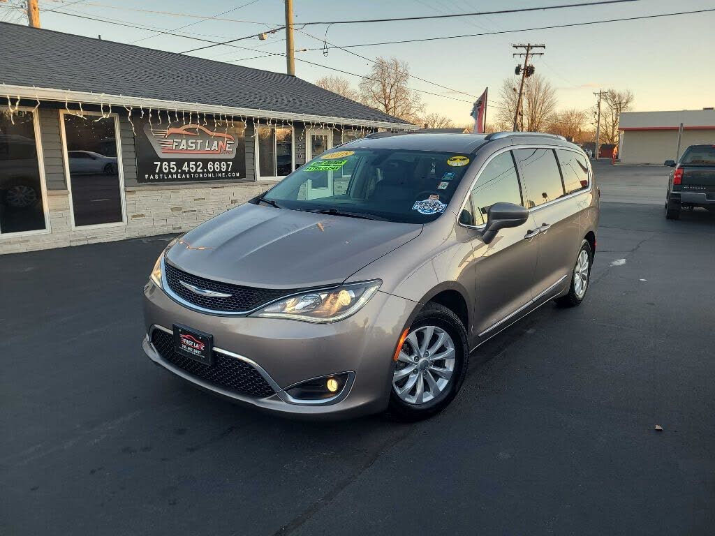 2018 Chrysler Pacifica Touring L Plus FWD