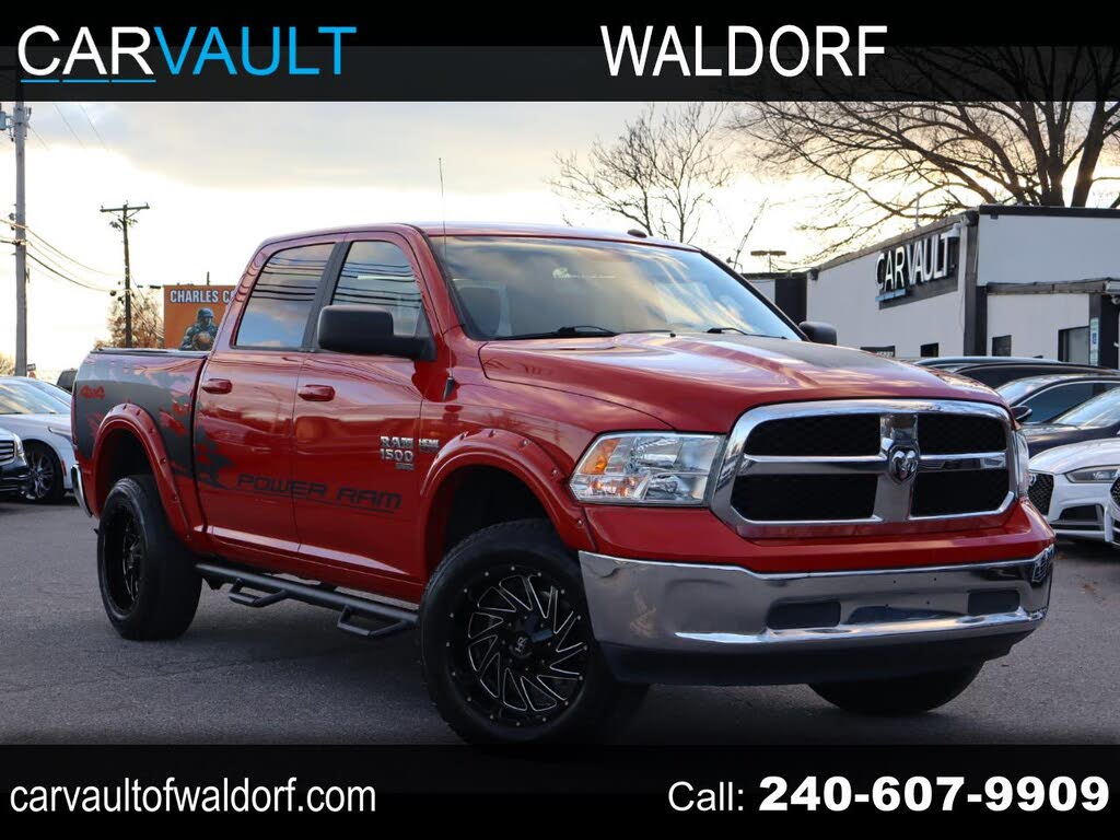 2019 RAM 1500 Classic SLT Crew Cab 4WD