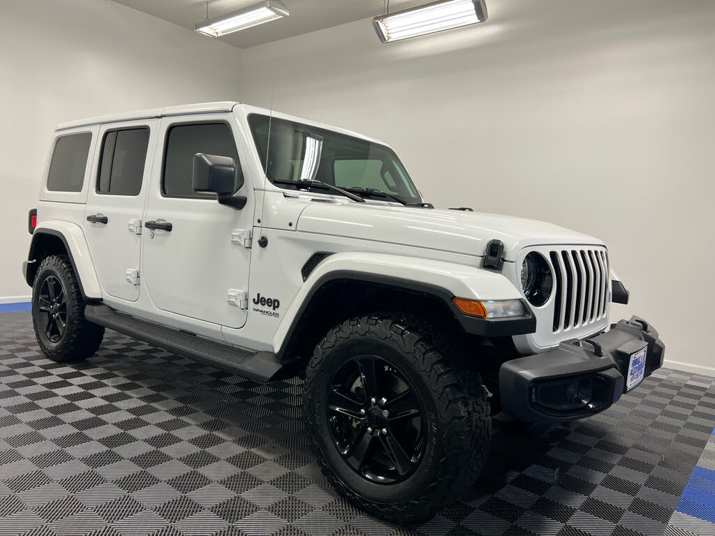 2020 Jeep Wrangler Unlimited Sahara Altitude 4WD