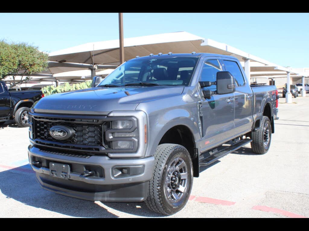 2024 Ford F-250 Super Duty Lariat Crew Cab 4WD