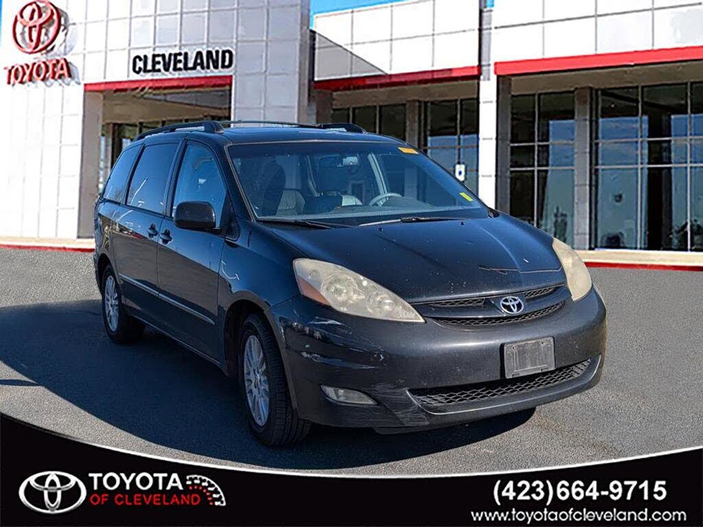 2010 Toyota Sienna XLE