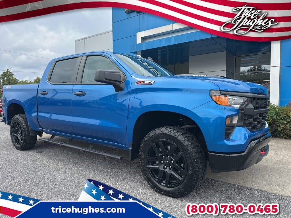 2023 Chevrolet Silverado 1500 Custom Trail Boss Crew Cab 4WD