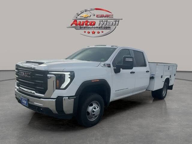 2025 GMC Sierra 3500HD Chassis Pro Crew Cab 4WD