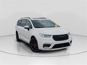 Chrysler Pacifica Touring L AWD