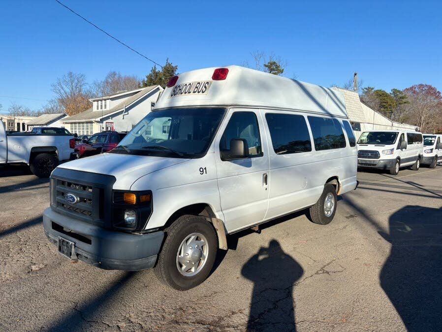 2014 Ford E-Series E-250 Extended Cargo Van