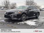 Toyota Camry SE FWD