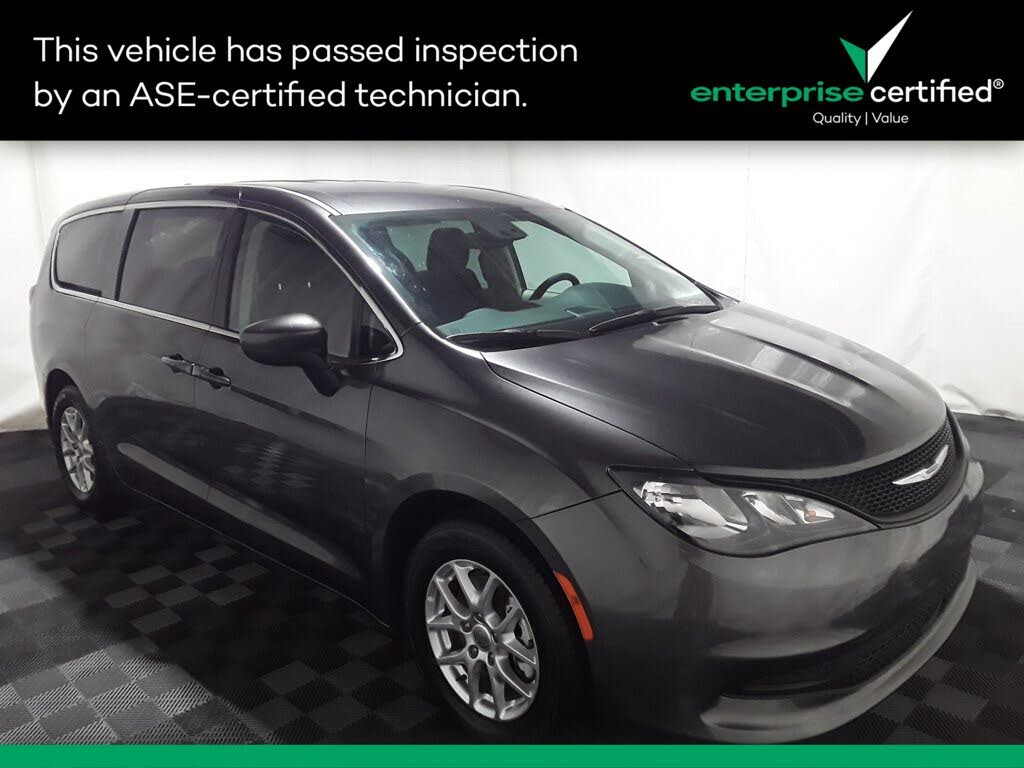 2023 Chrysler Voyager LX FWD