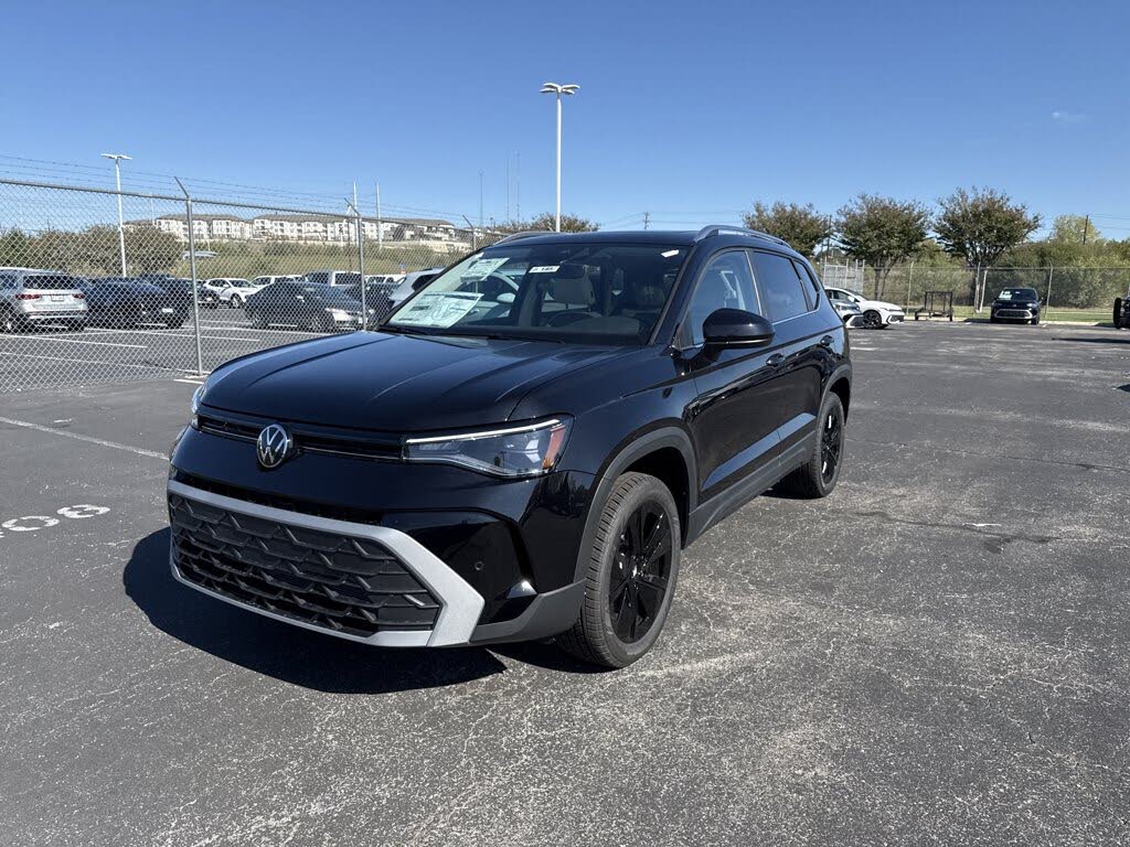 2026 Volkswagen Taos SE FWD