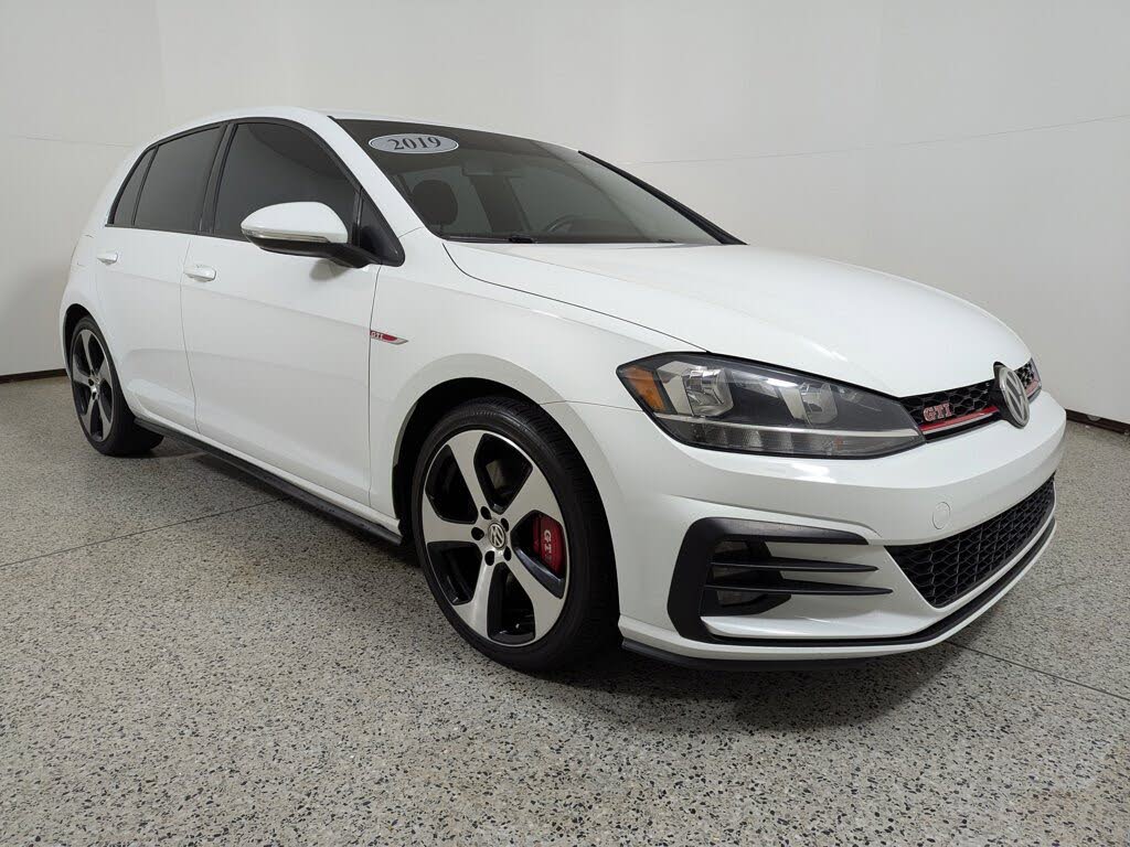 2019 Volkswagen Golf GTI 2.0T SE 4-Door FWD