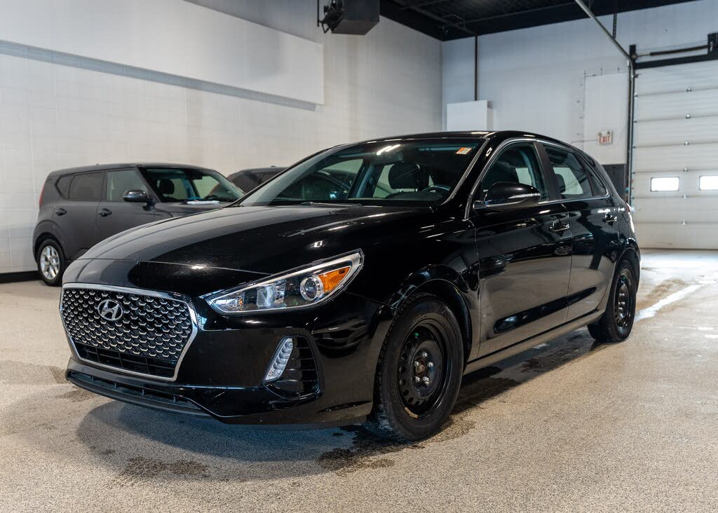 2020 Hyundai Elantra GT Preferred FWD