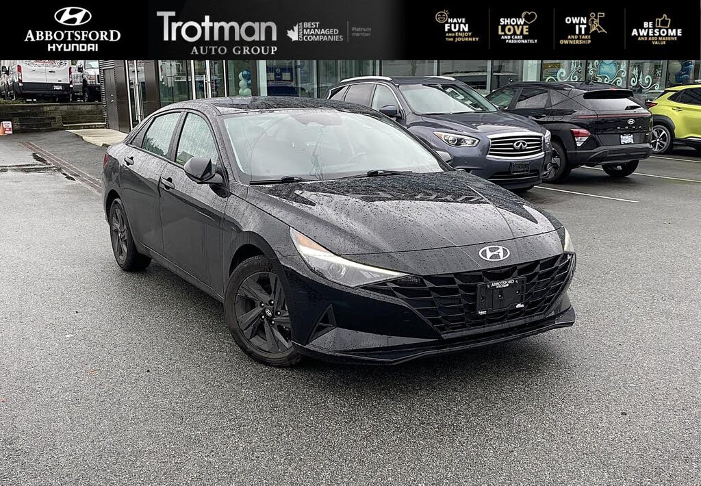 Hyundai Elantra Preferred FWD 2021