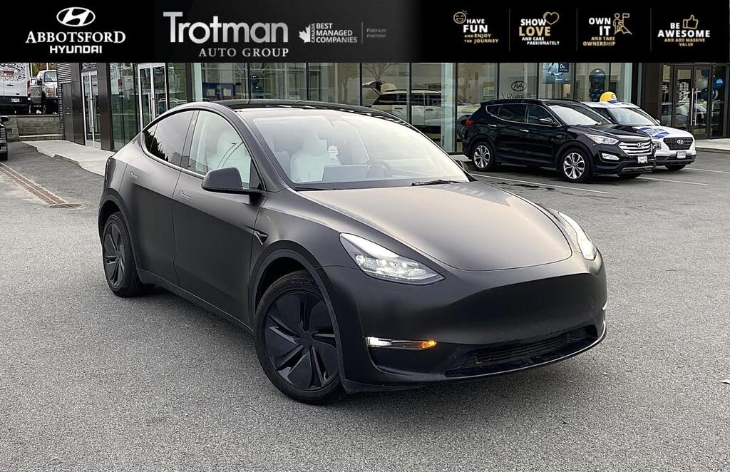 Tesla Model Y Long Range AWD 2023