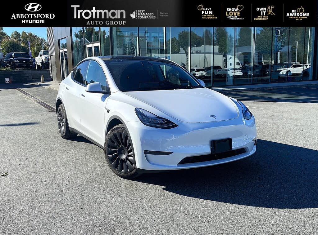Tesla Model Y Long Range AWD 2023