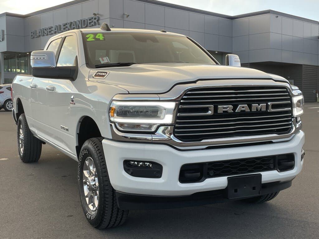 2024 RAM 2500 Laramie Crew Cab 4WD