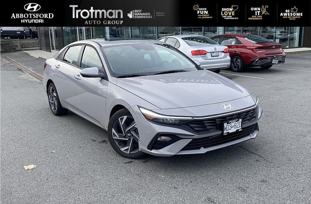 2025 Hyundai Elantra Preferred FWD