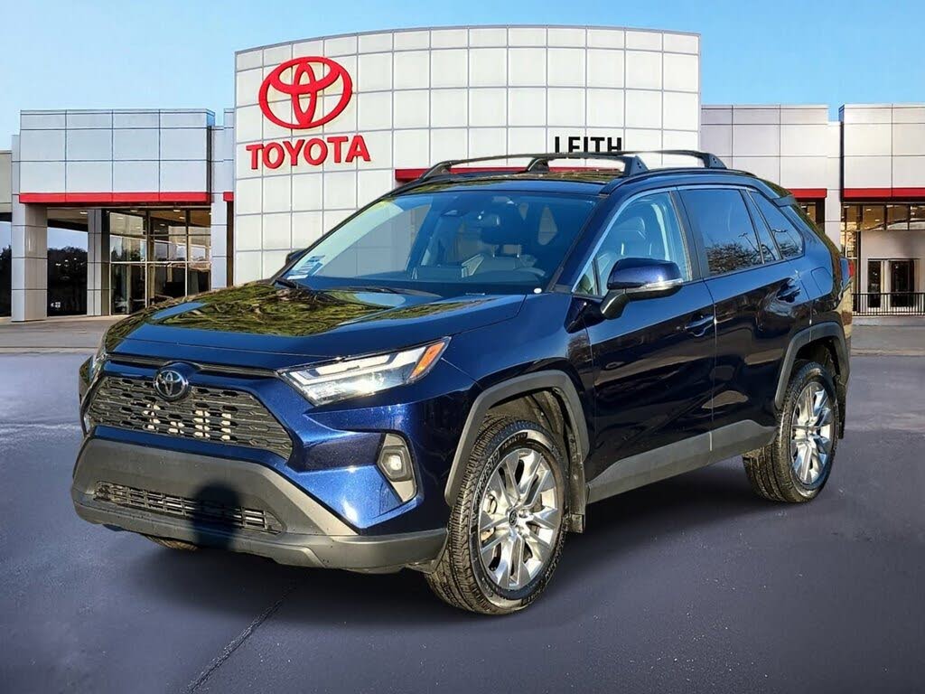 2025 Toyota RAV4 XLE Premium FWD