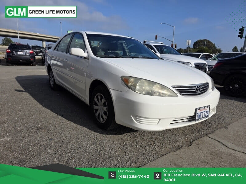 2005 Toyota Camry LE FWD
