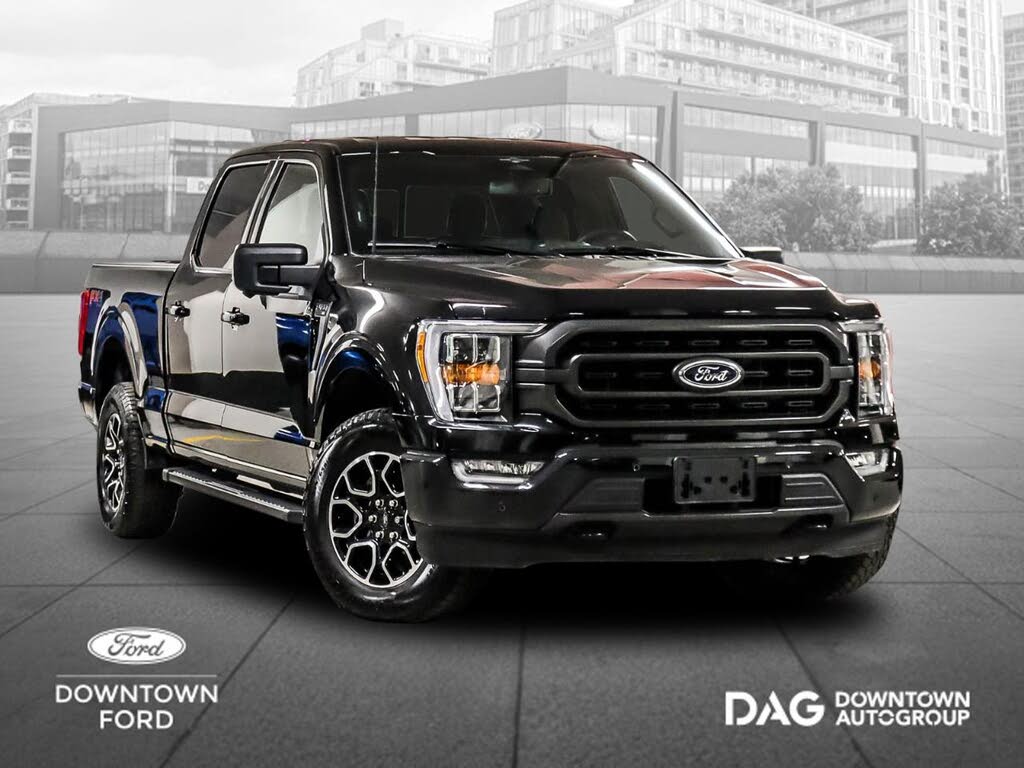 Ford F-150 XLT SuperCrew 4WD 2023