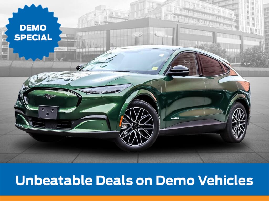 2025 Ford Mustang Mach-E Premium AWD