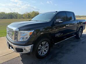 Nissan Titan SV Crew Cab 4WD
