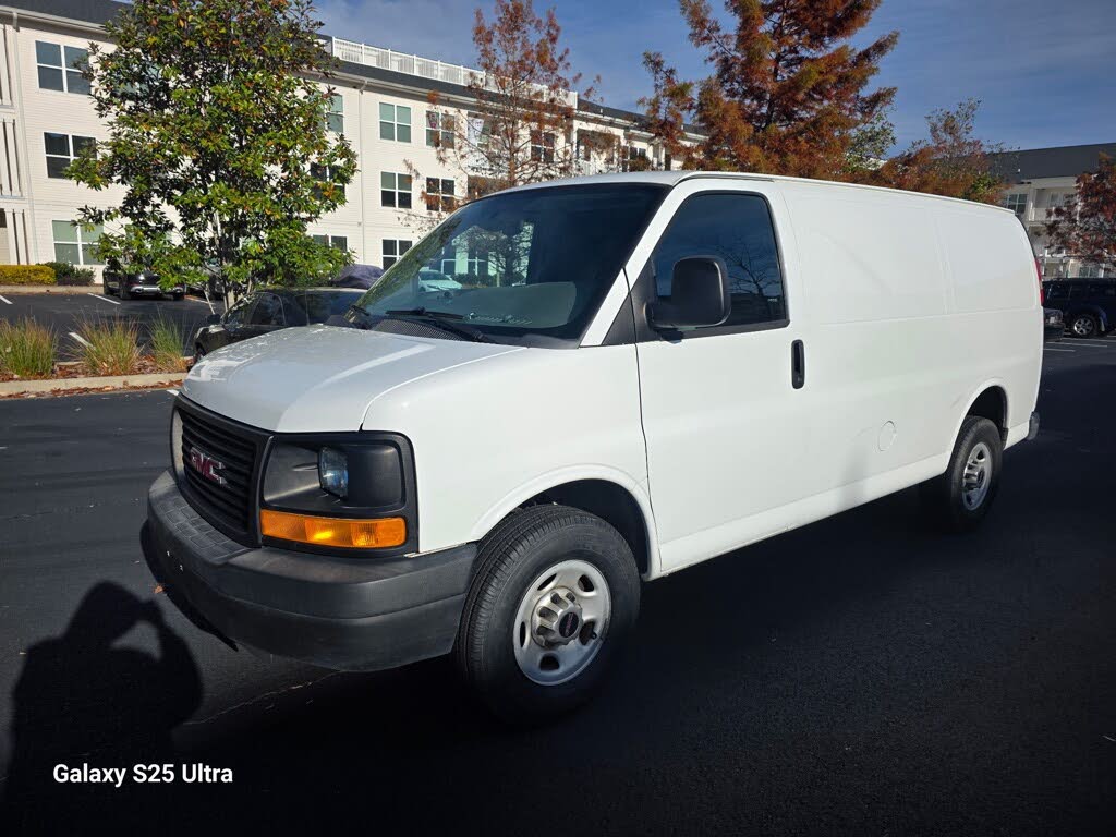 2013 GMC Savana Cargo 2500 RWD
