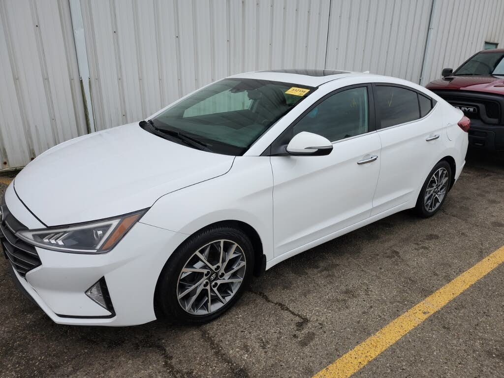 2020 Hyundai Elantra Luxury FWD