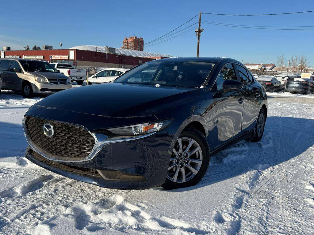 2022 Mazda MAZDA3 Preferred Sedan FWD