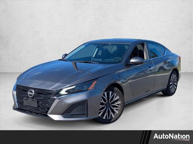 2023 Nissan Altima 2.5 SV FWD
