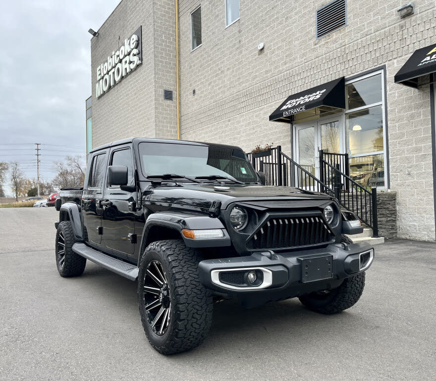 2020 Jeep Gladiator Overland Crew Cab 4WD