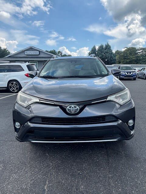2017 Toyota RAV4 XLE AWD